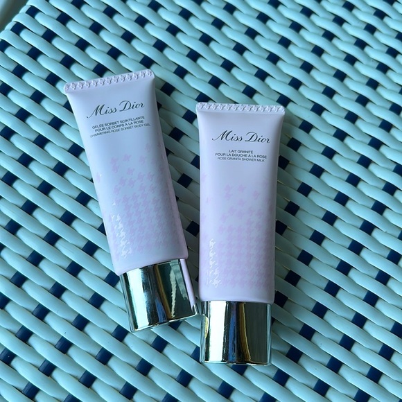 Miss Dior Rose Sorbet Shimmering Body Gel & Granita Exfoliating Body Shower Milk - Picture 9 of 9